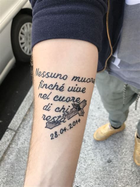 tatuaggio uomo scritta|modelli di tatuaggi uomini.